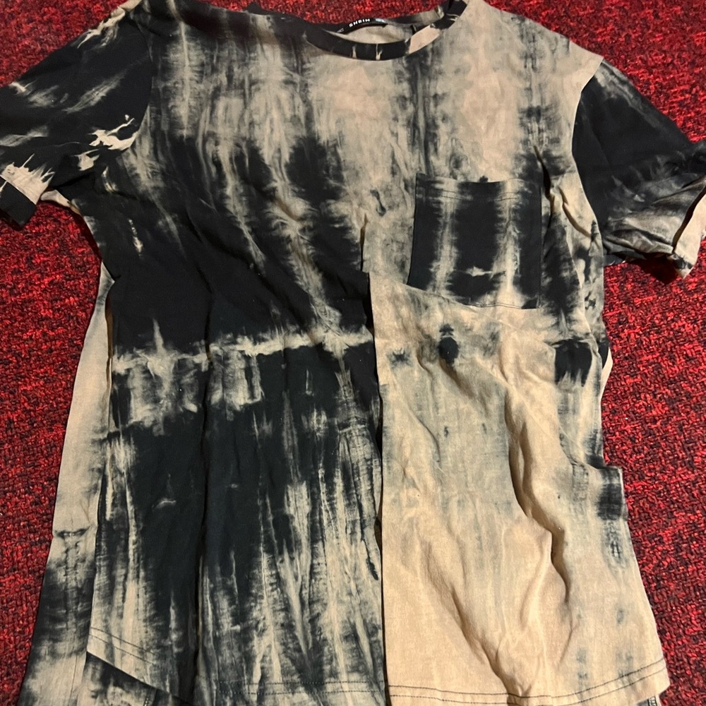 Brown and black T-shirt